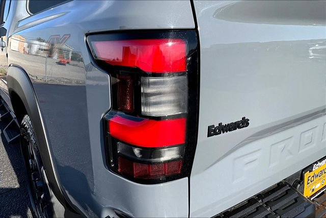Used 2022 Nissan Frontier PRO-4X AWD/4WD image 24