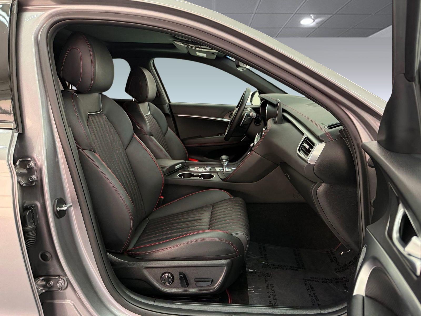 Used 2025 Genesis G70 2.5T w/ Sport Prestige Package RWD image 22