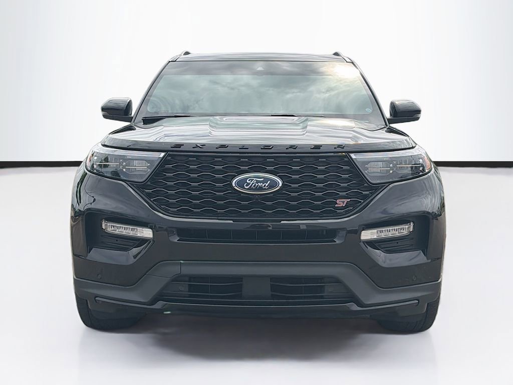 Used 2023 Ford Explorer ST w/ Equipment Group 401A AWD/4WD image 2