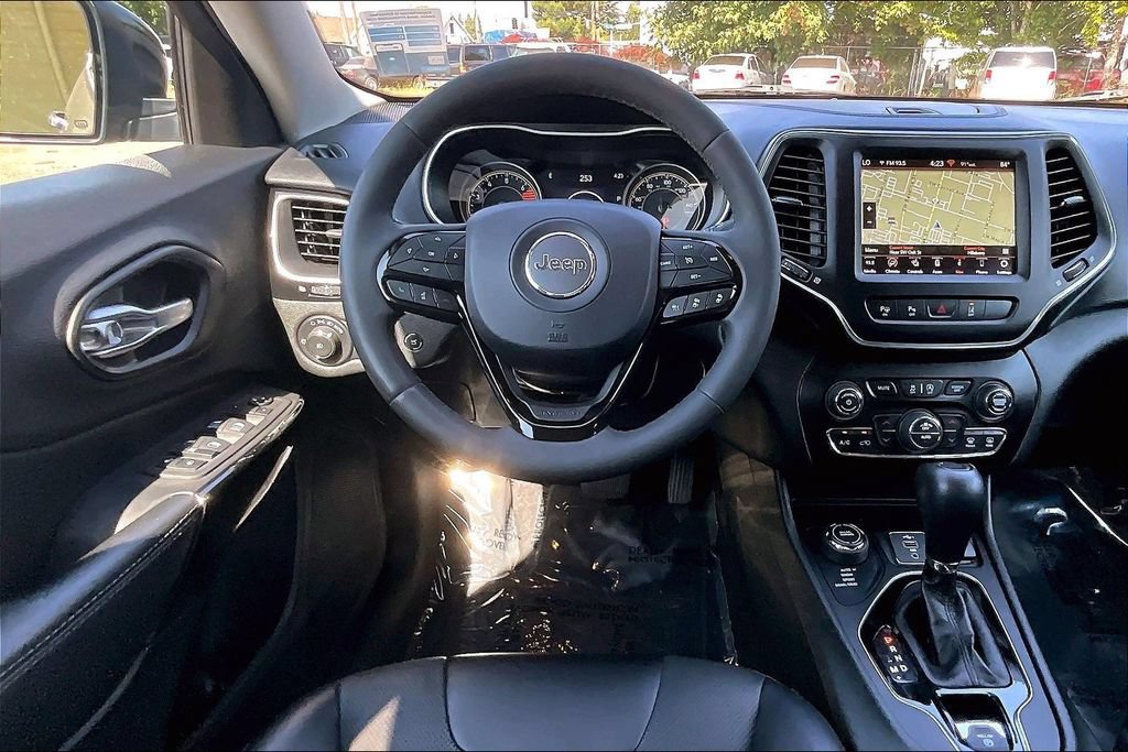 Used 2023 Jeep Cherokee Altitude Lux AWD/4WD image 7