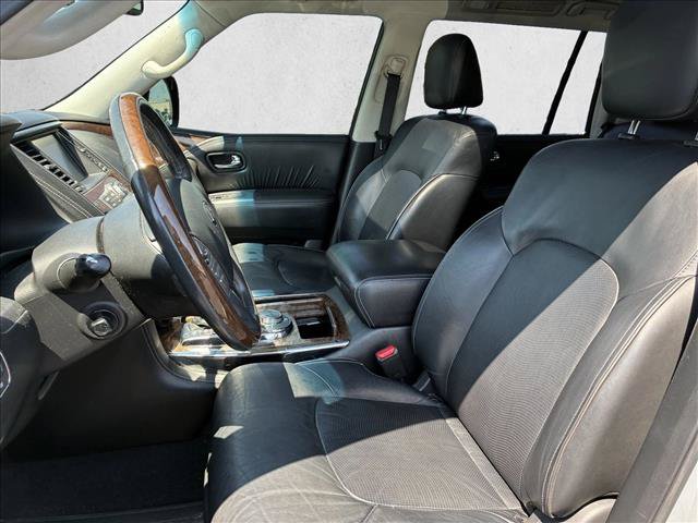 Used 2017 INFINITI QX80 4WD w/ Driver Assistance Package image 12
