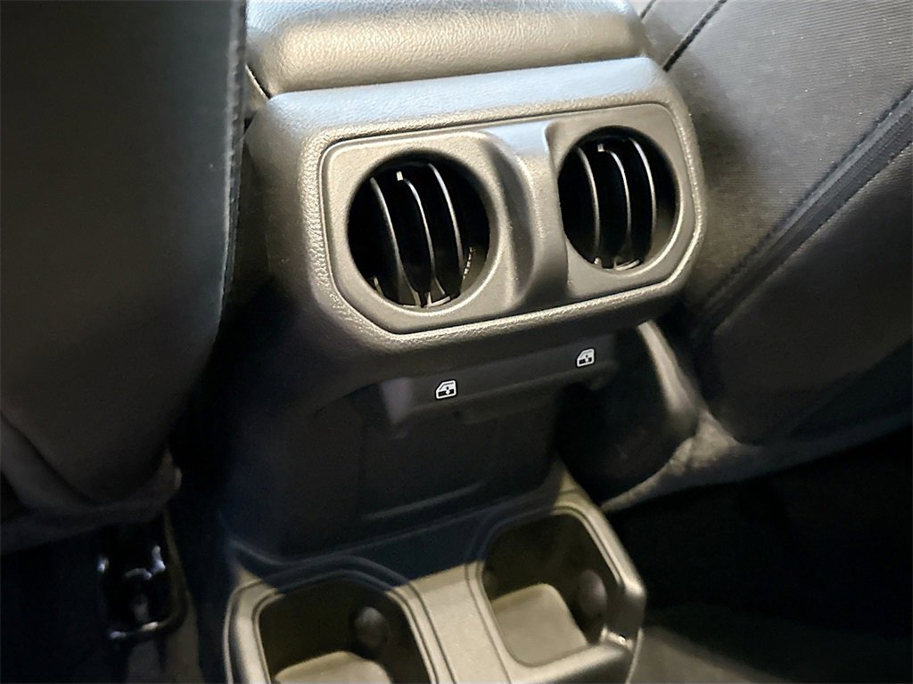 Used 2023 Jeep Wrangler Sport S image 28