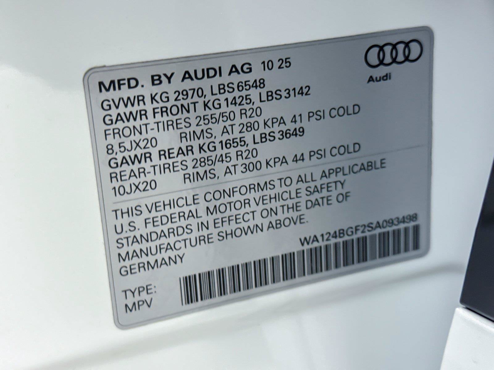 Certified 2025 Audi Q6 e-tron Premium Plus AWD/4WD image 28
