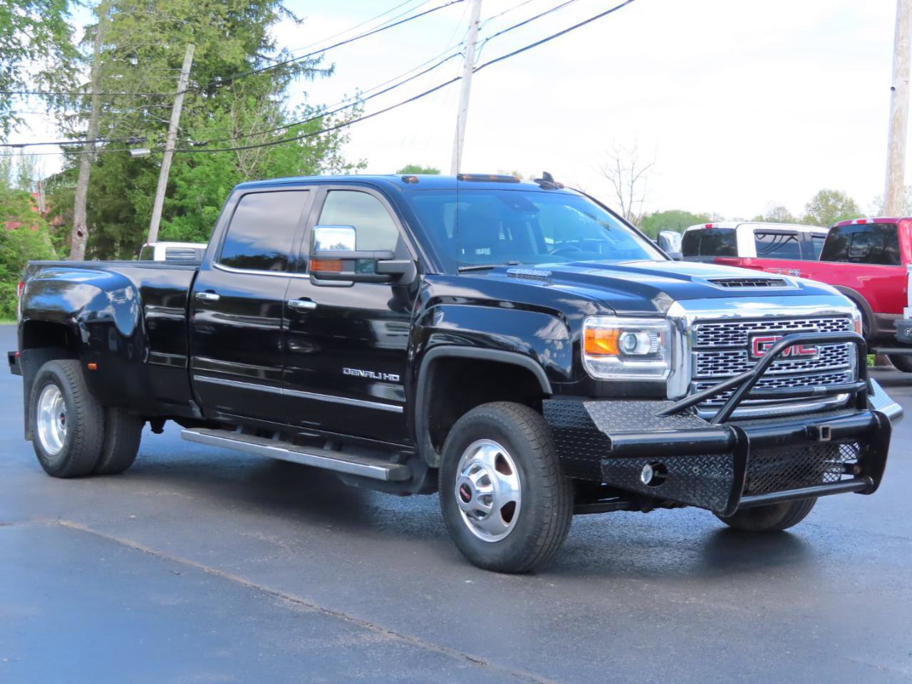 Used 2019 GMC Sierra 3500 Denali w/ Duramax Plus Package AWD/4WD image 56