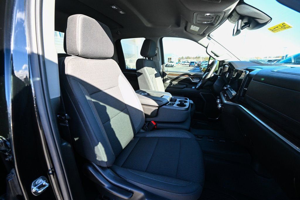 Used 2024 GMC Sierra 2500 SLE image 23