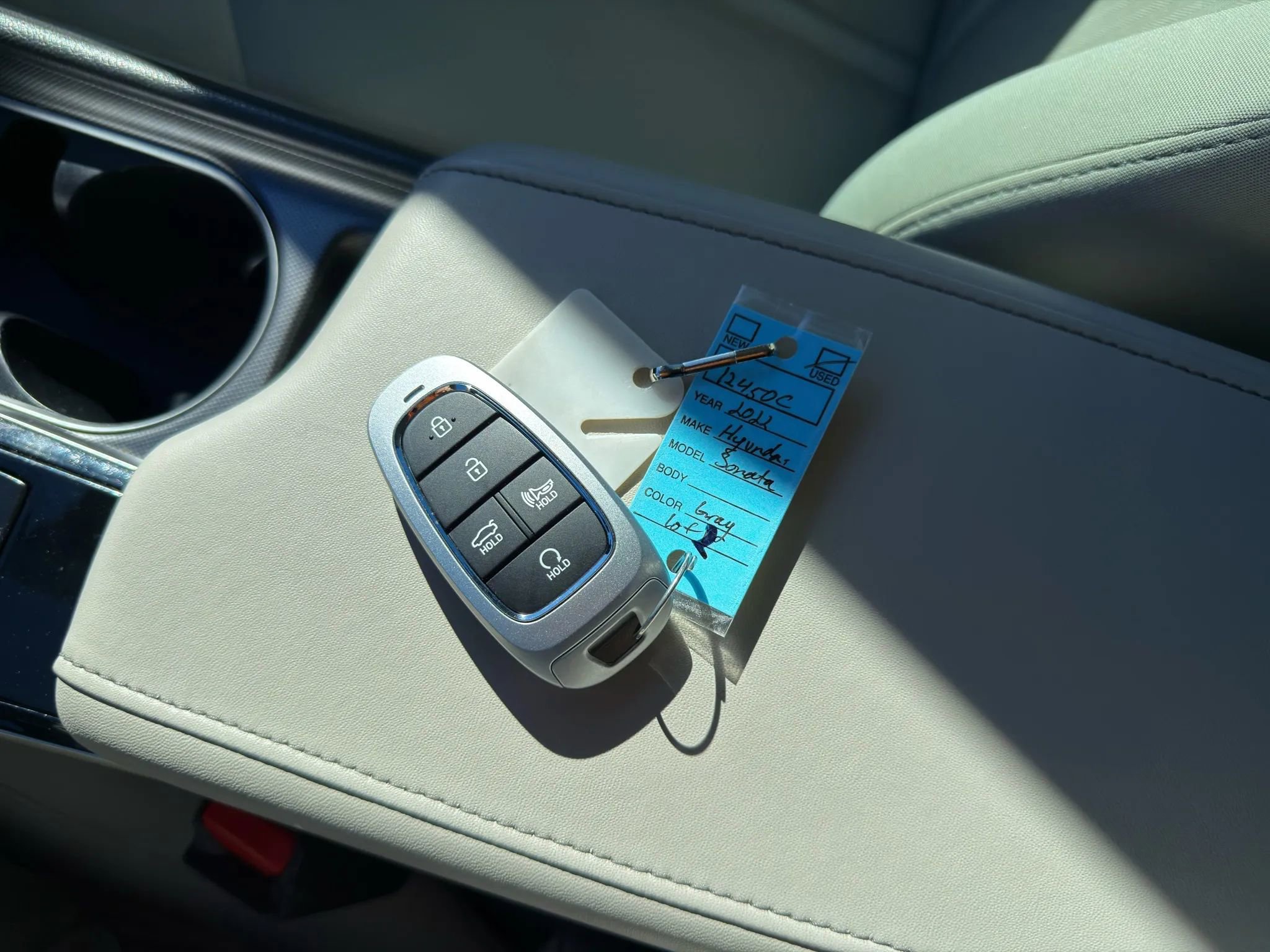 Used 2022 Hyundai Sonata Blue image 2