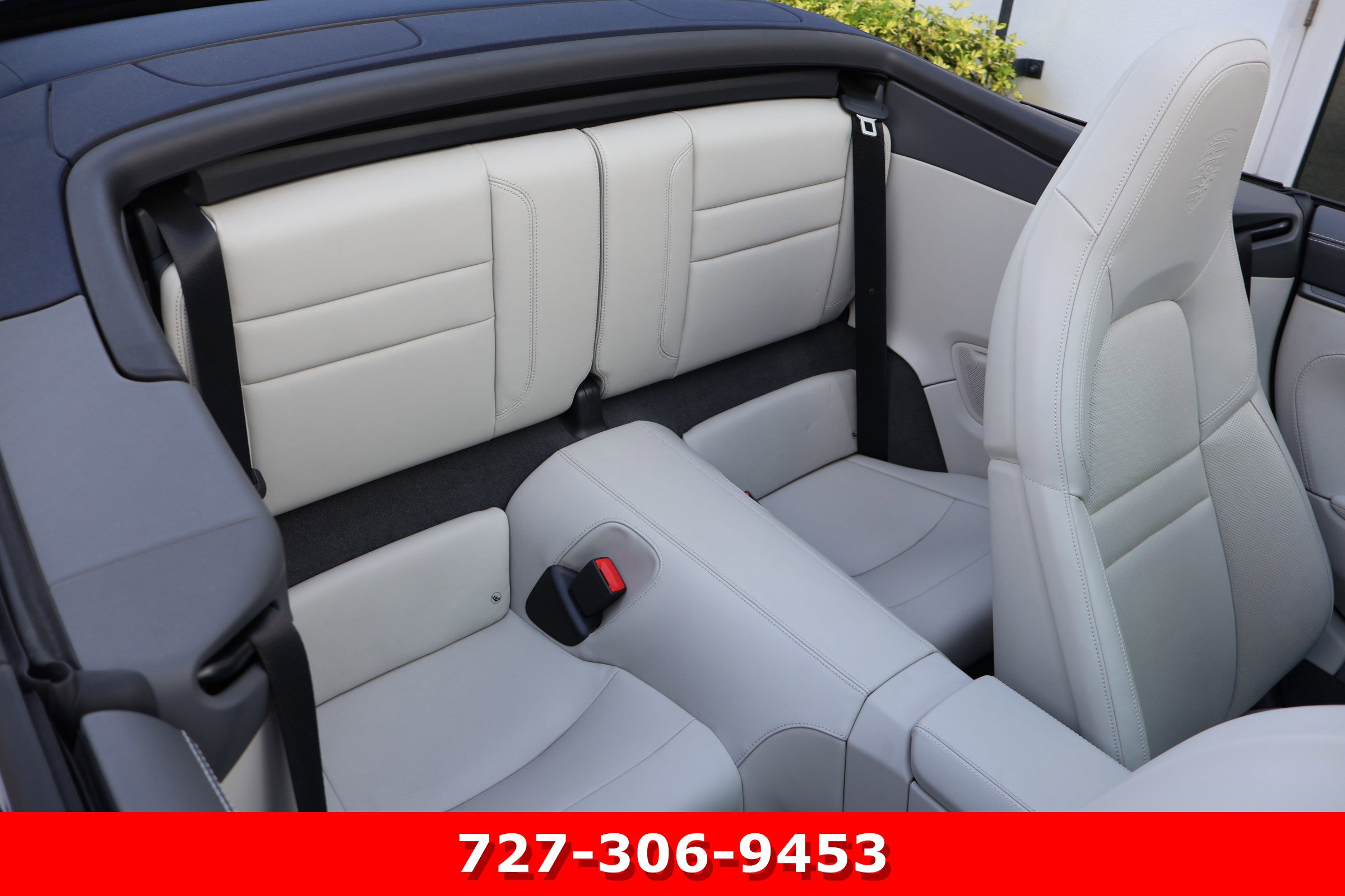 Used 2020 Porsche 911 Cabriolet image 17