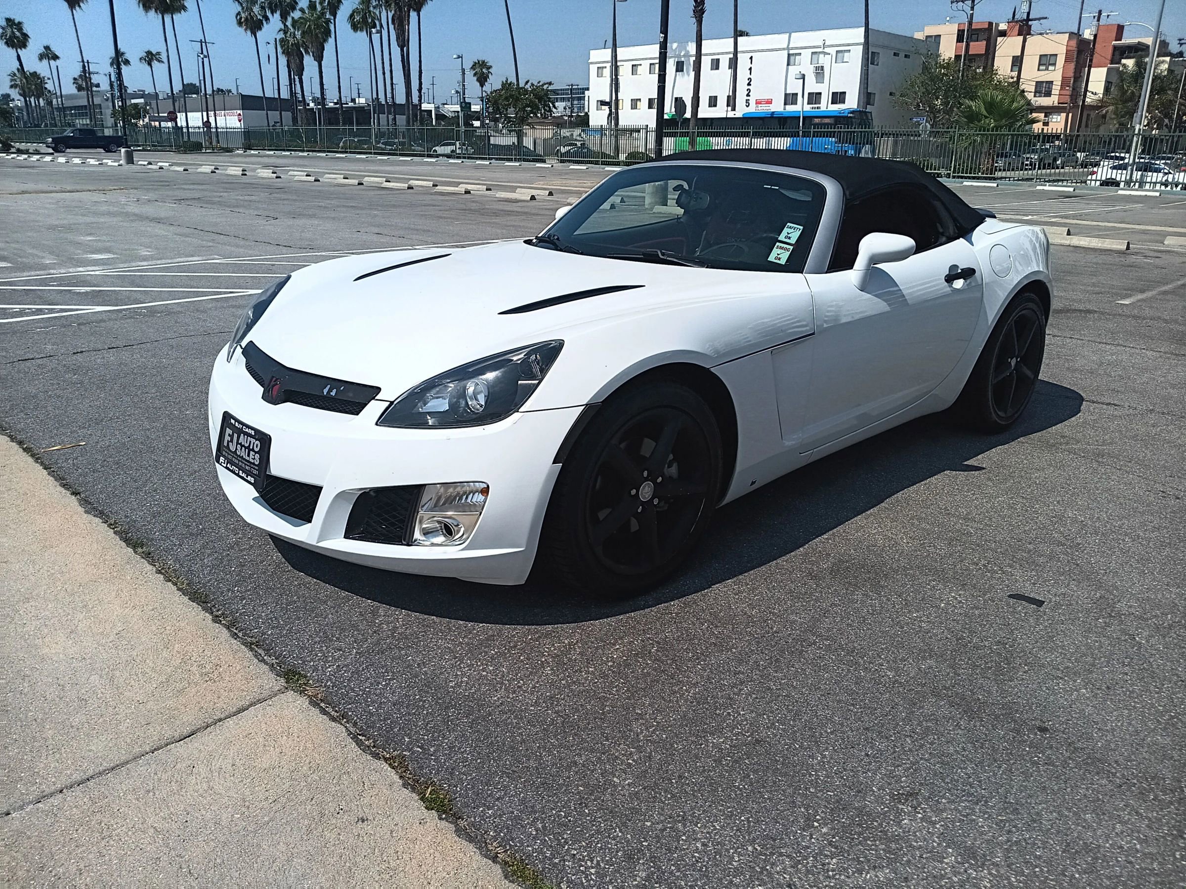 Used 2007 Saturn Sky Red Line image 3