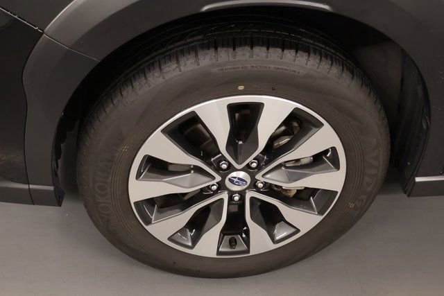 Certified 2025 Subaru Outback Limited image 7