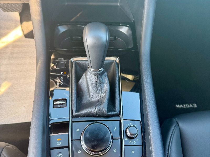 Used 2025 MAZDA MAZDA3 s image 16