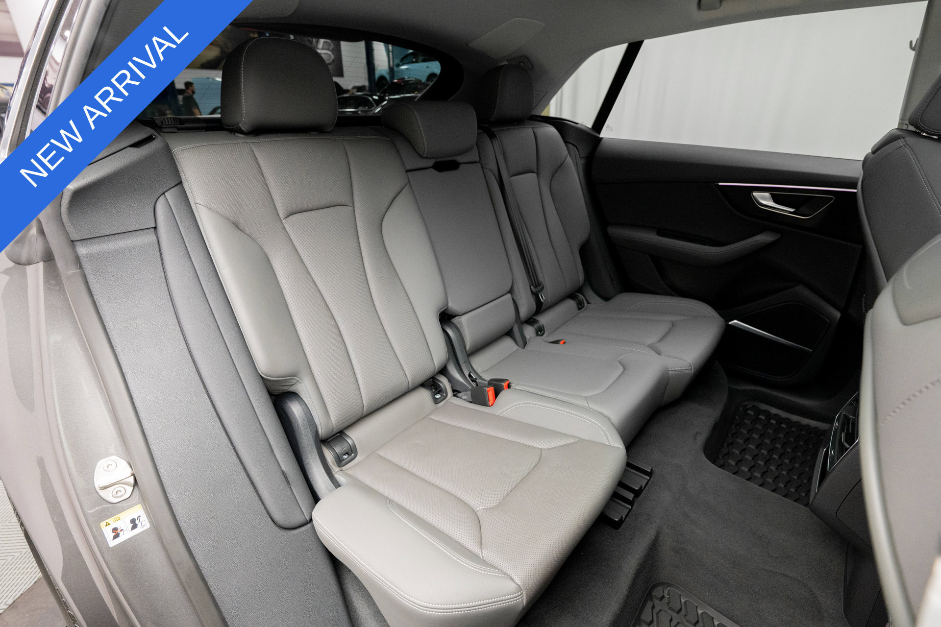 Used 2023 Audi Q8 Premium Plus w/ Premium Plus Package AWD/4WD image 17