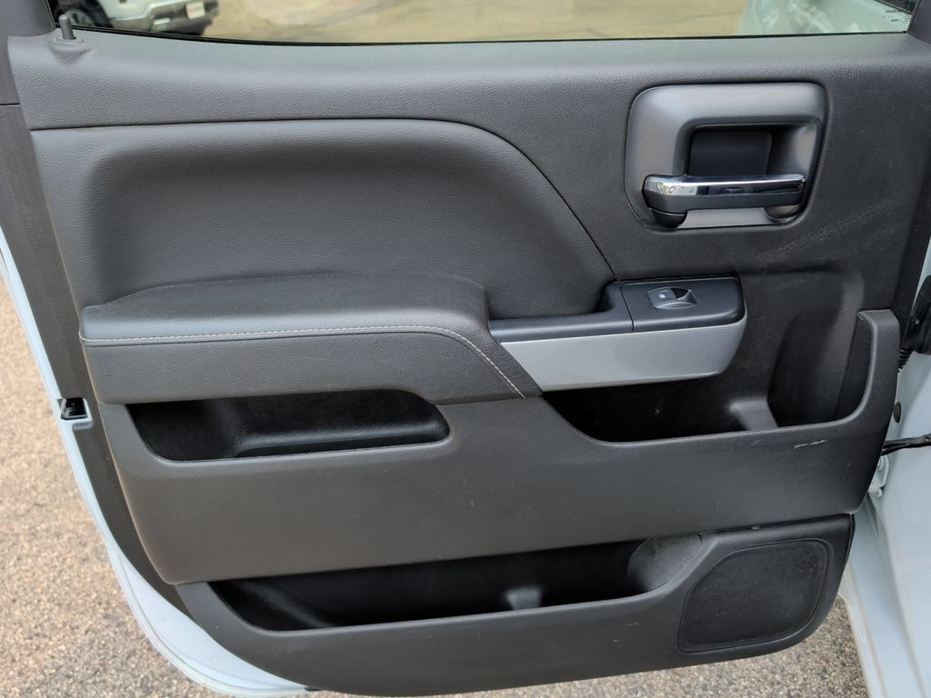 Used 2018 Chevrolet Silverado 1500 LT w/ All Star Edition AWD/4WD image 30