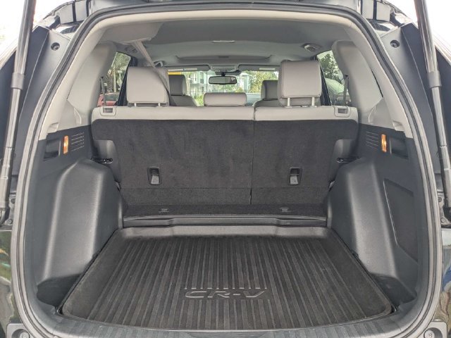 Used 2020 Honda CR-V Touring image 11