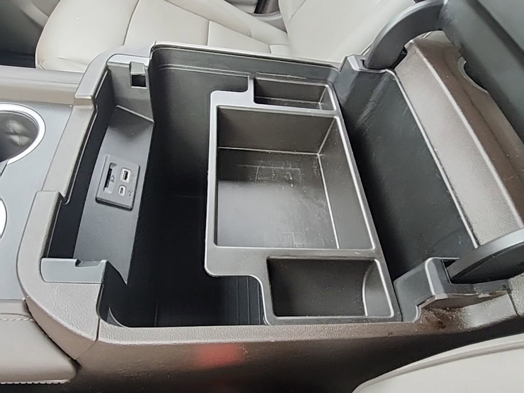 Used 2021 GMC Yukon XL SLT image 37