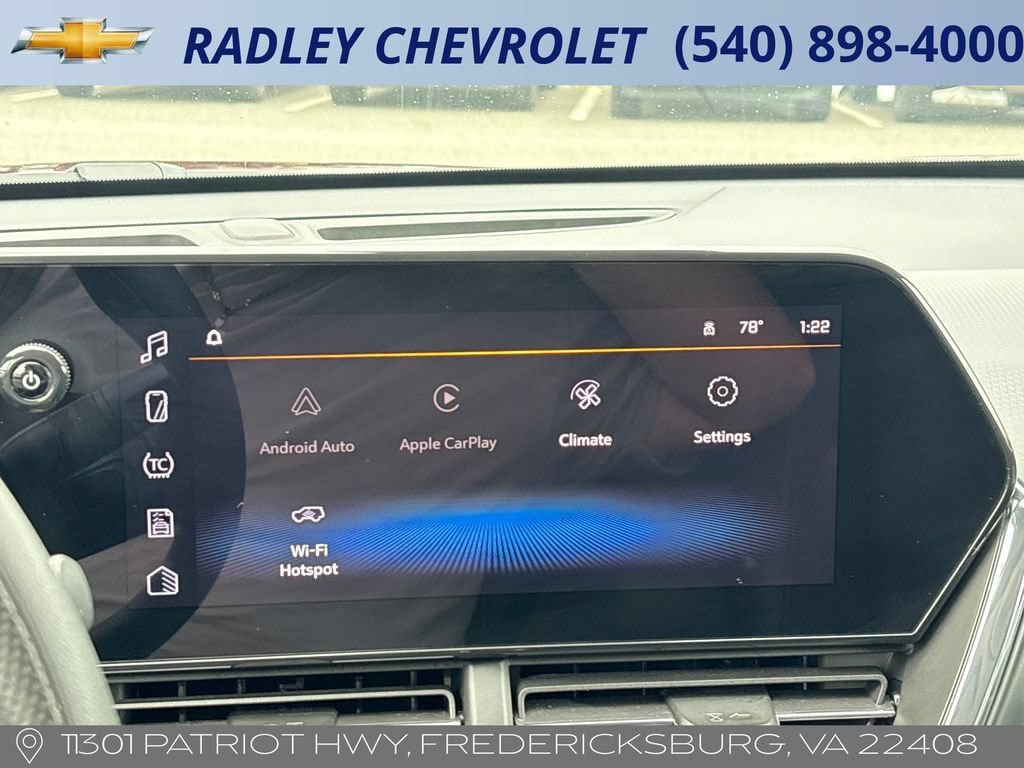 Used 2025 Chevrolet Trax LT FWD image 14
