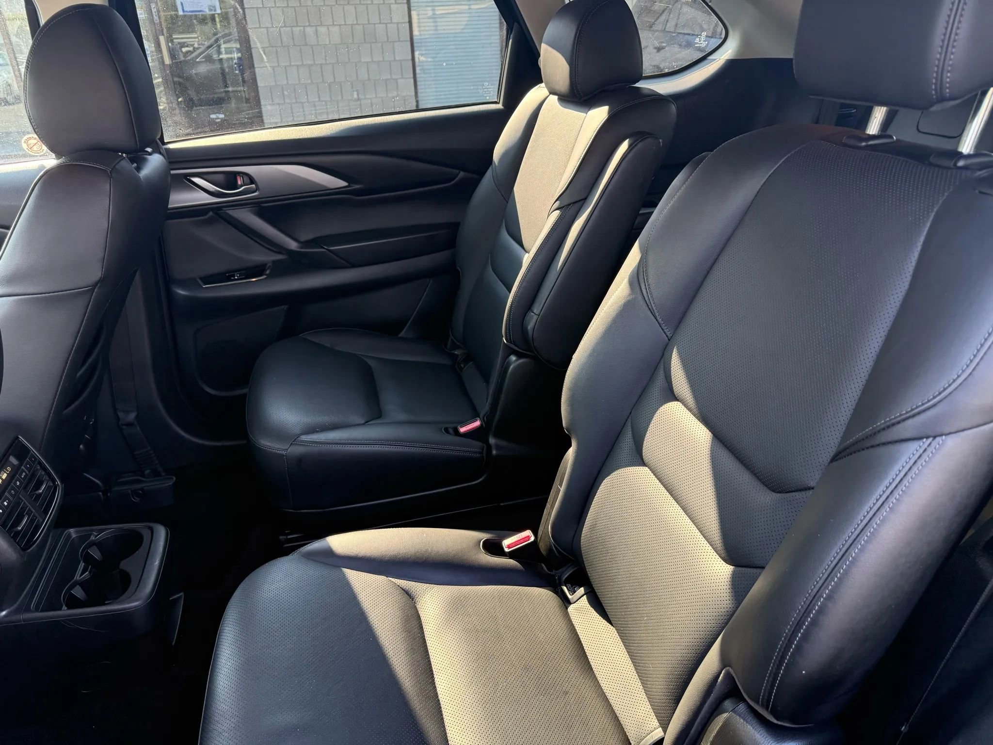 Used 2023 MAZDA CX-9 Touring image 25