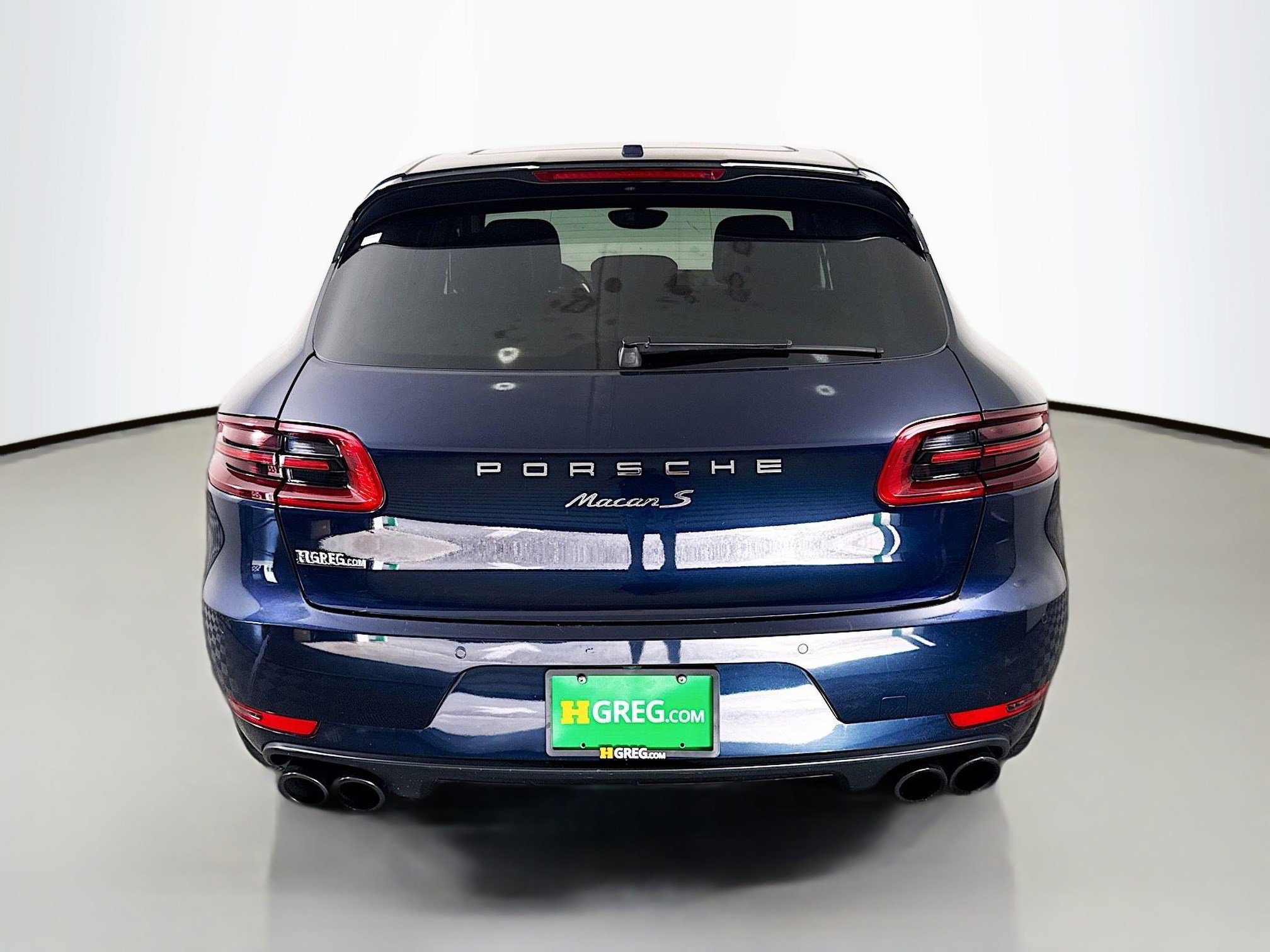 Used 2017 Porsche Macan GTS w/ Premium Package Plus image 8