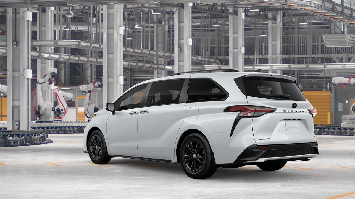 New 2026 Toyota Sienna XSE AWD/4WD image 6