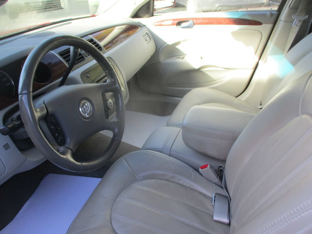 Used 2009 Buick Lucerne CXL w/ Driver Confidence Package FWD image 10