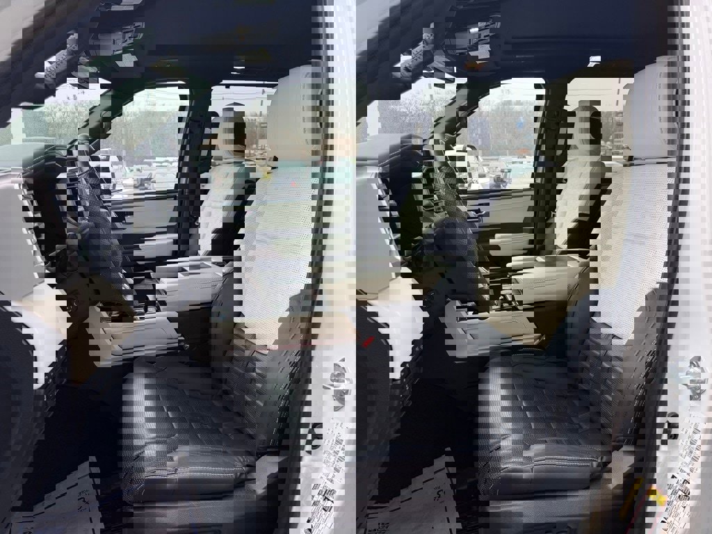 Certified 2024 Toyota Sequoia Capstone image 11