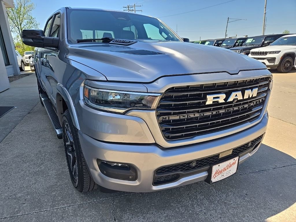 Used 2025 RAM 1500 Laramie w/ Sport Appearance Package AWD/4WD image 14