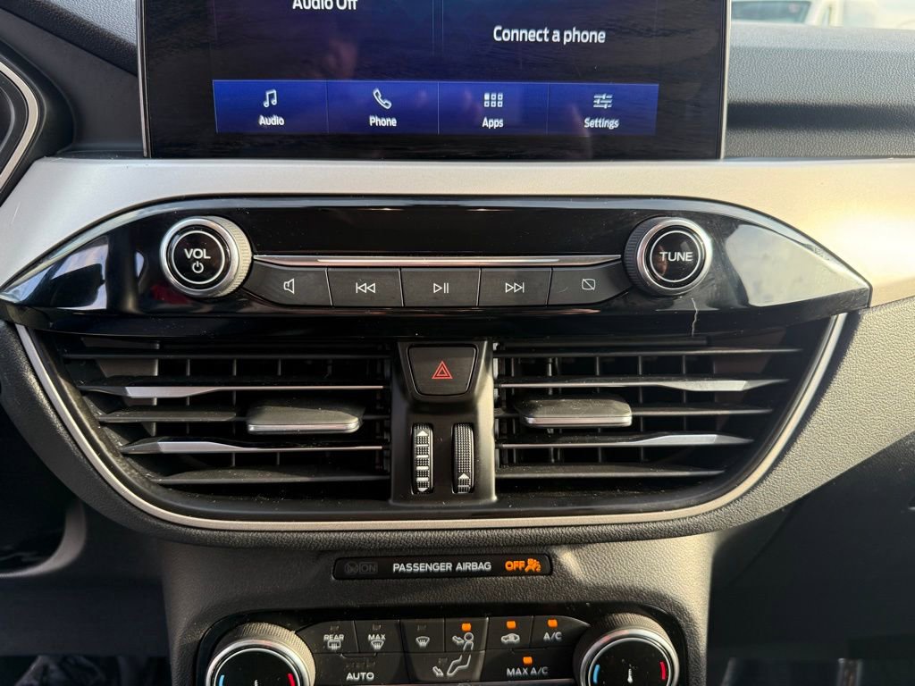 Used 2022 Ford Escape SEL w/ Technology Package image 29