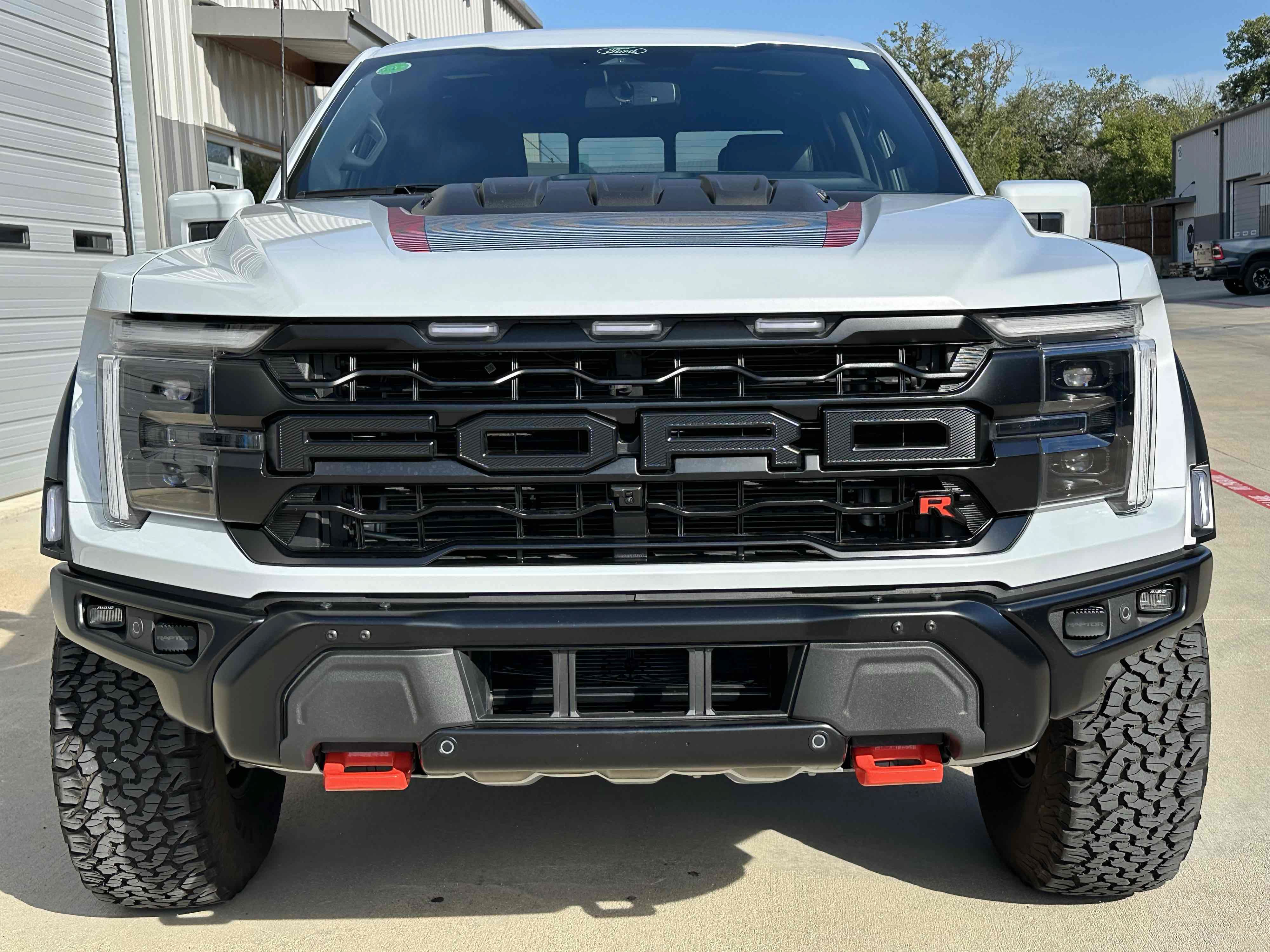 Used 2025 Ford F150 Raptor w/ Equipment Group 803A Raptor R AWD/4WD image 3