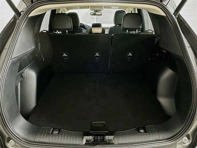 Used 2020 Ford Escape Titanium image 27