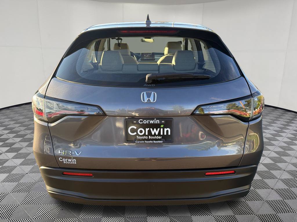 Used 2024 Honda HR-V LX image 6