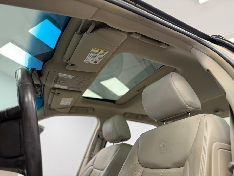 Used 2008 Cadillac DTS w/ Sun And Sound Package image 40