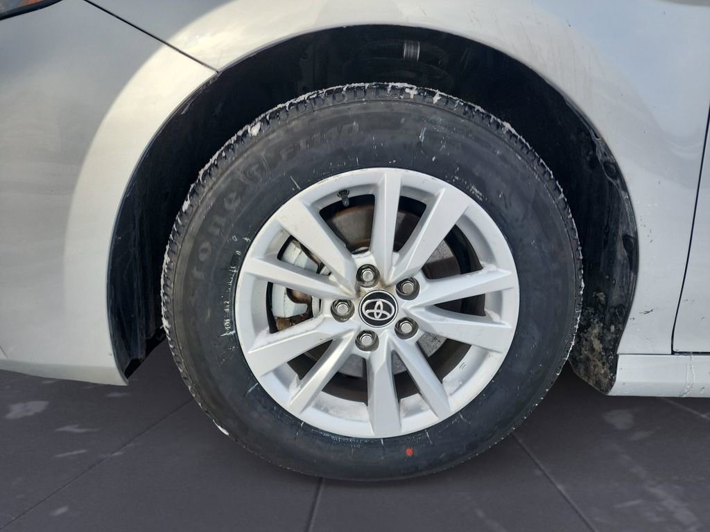 Certified 2025 Toyota Camry LE image 14