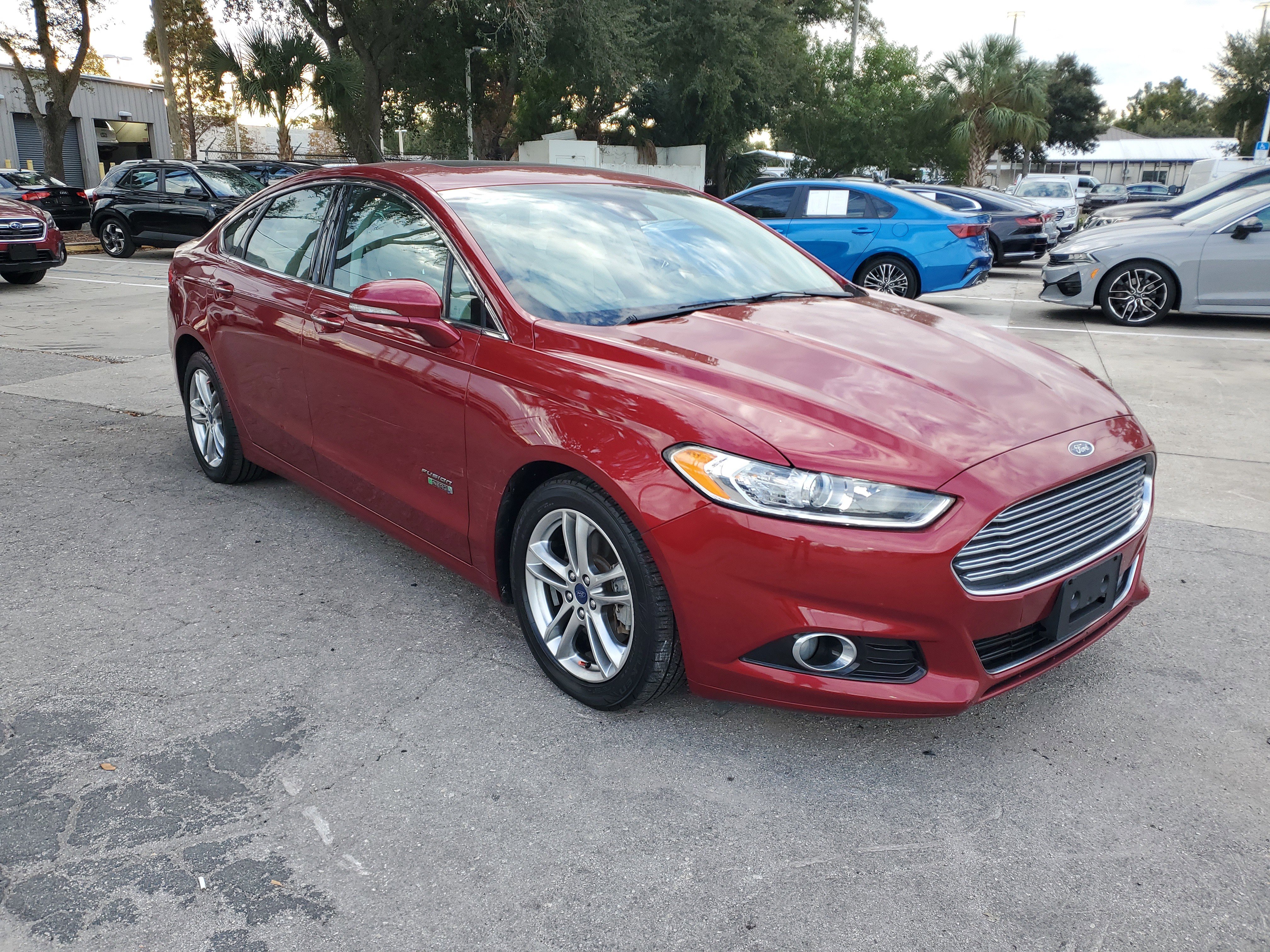 Used 2015 Ford Fusion Energi Titanium w/ Driver Assist Package image 5