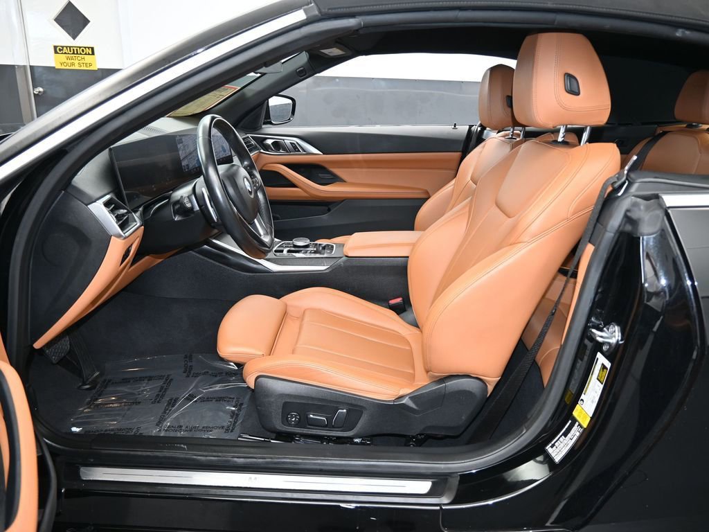 Used 2024 BMW 430i Convertible image 11
