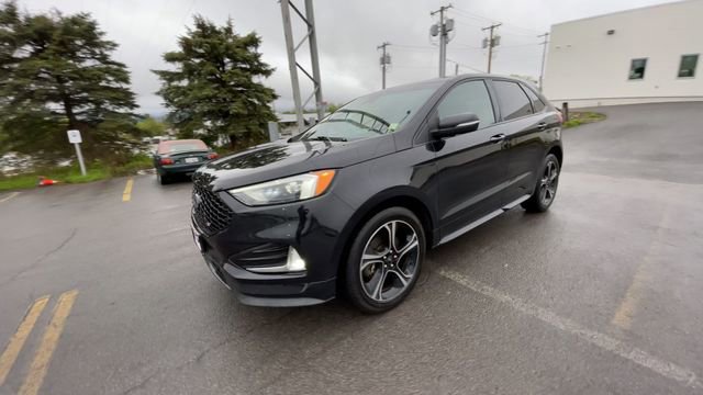 Used 2020 Ford Edge ST w/ Cold Weather Package AWD/4WD image 5