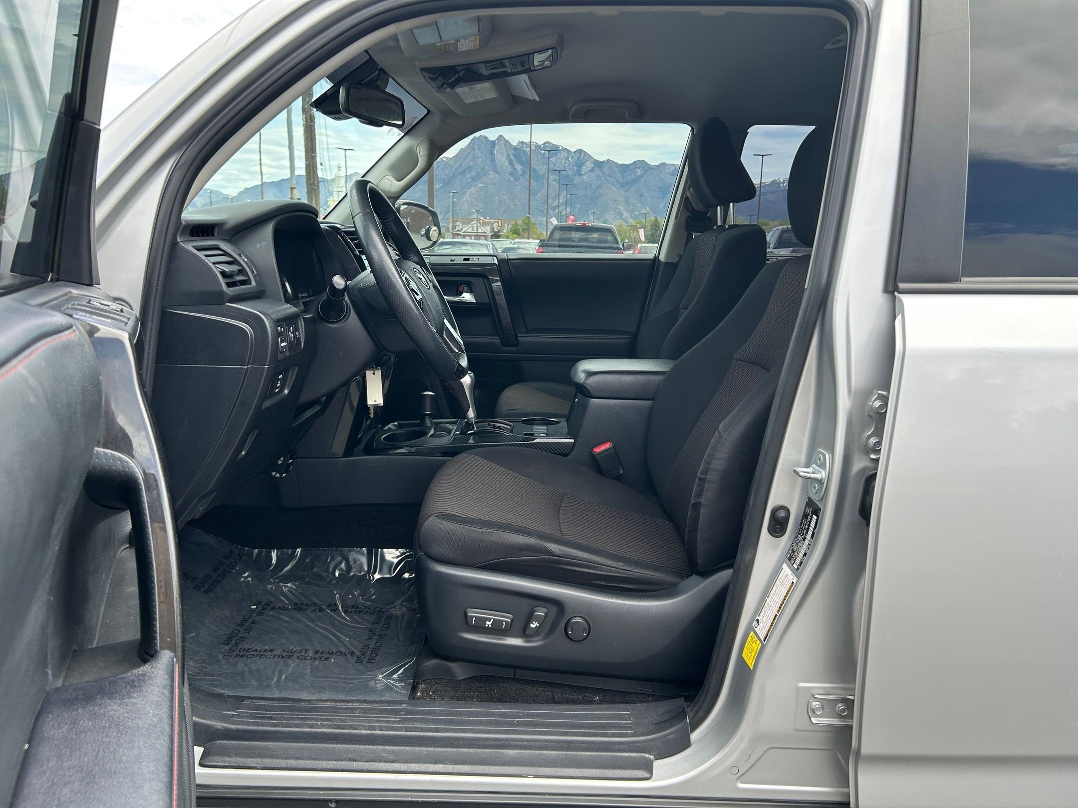 Used 2021 Toyota 4Runner TRD Off-Road image 12