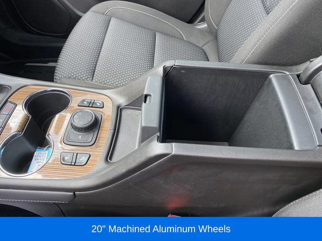Certified 2023 GMC Acadia SLE w/ Driver Convenience Package AWD/4WD image 13