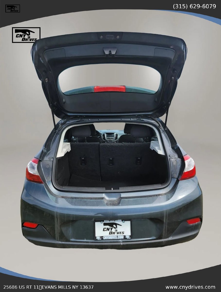 Used 2018 Chevrolet Cruze LT w/ Convenience Package FWD image 12