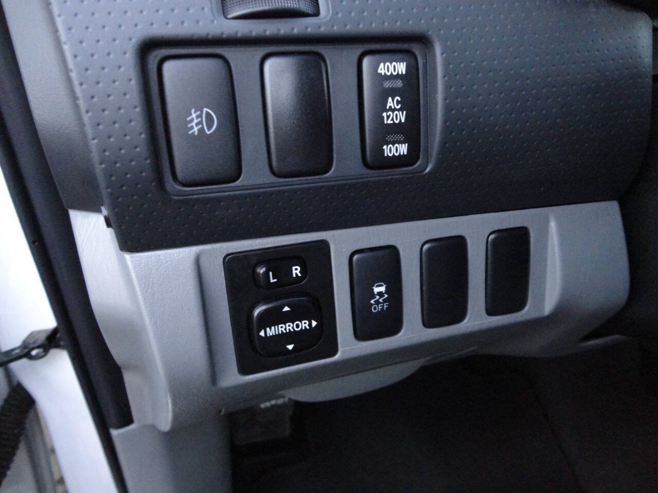 Used 2015 Toyota Tacoma PreRunner w/ TRD Sport Package RWD image 15