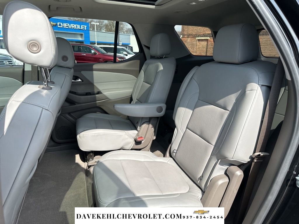 Used 2021 Chevrolet Traverse Premier image 18