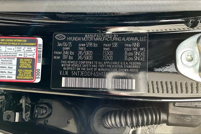 Used 2025 Hyundai Santa Cruz Limited image 16