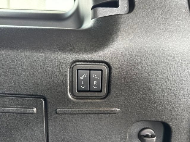 Used 2025 GMC Hummer EV 3X AWD/4WD image 26