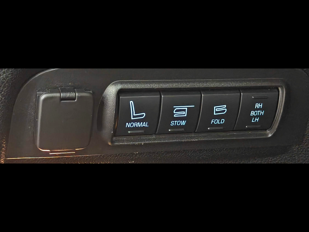Used 2017 Ford Explorer Limited w/ Equipment Group 301A AWD/4WD image 40