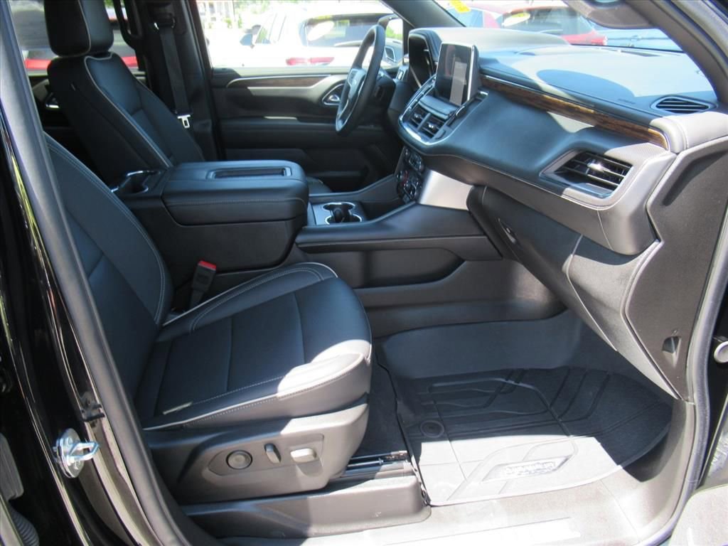 Used 2024 Chevrolet Tahoe Premier AWD/4WD image 8