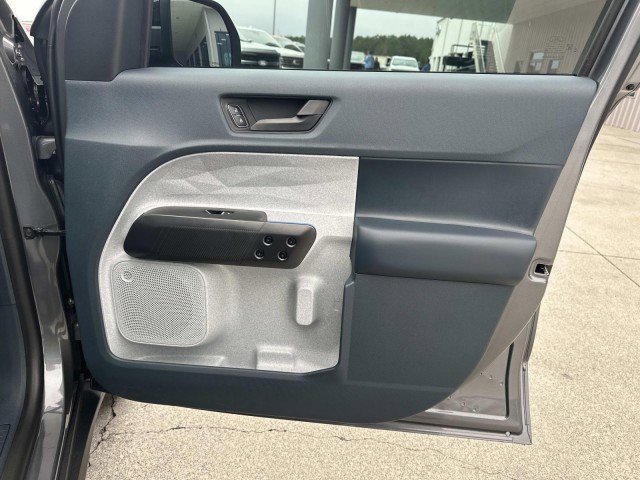 New 2025 Ford Maverick XLT w/ XLT Luxury Package image 14