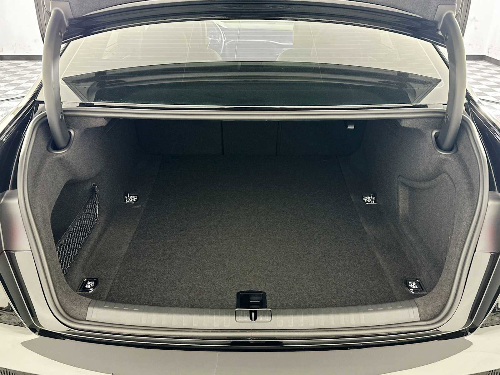 New 2025 Audi A6 3.0T Prestige image 25