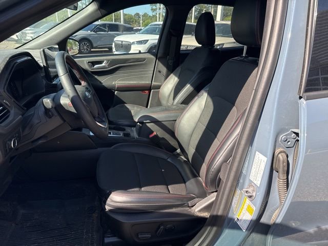 Used 2023 Ford Escape ST-Line w/ Tech Pack #1 image 18