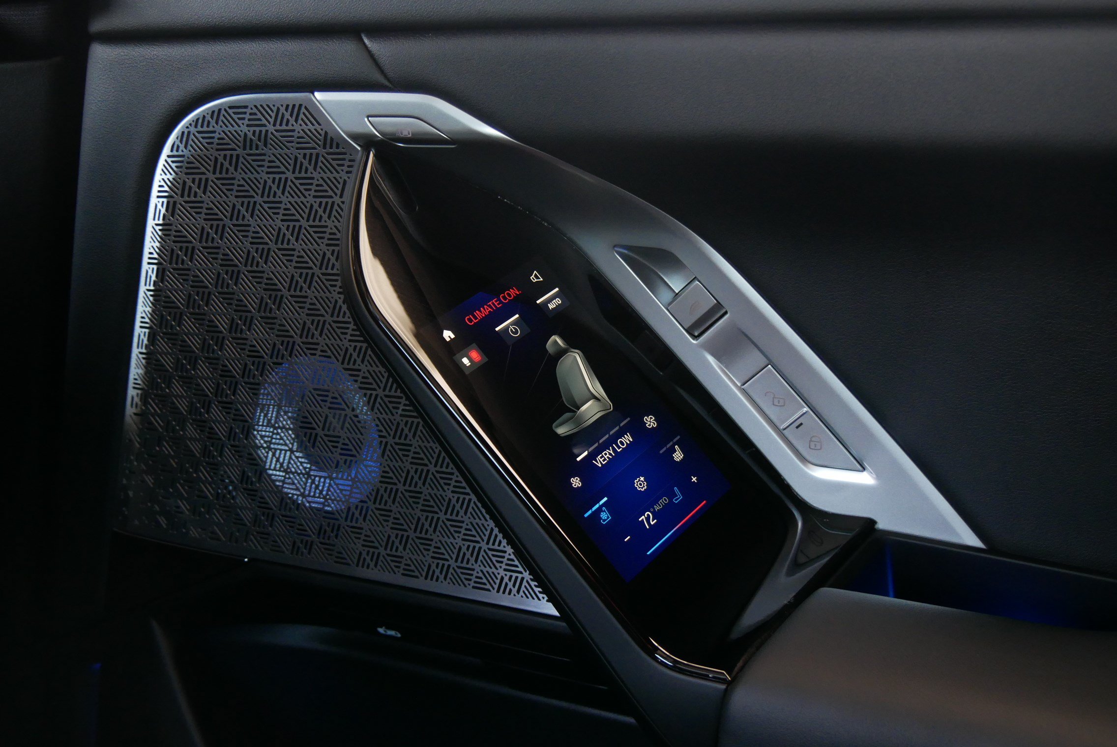 Certified 2025 BMW i7 xDrive60 AWD/4WD image 23