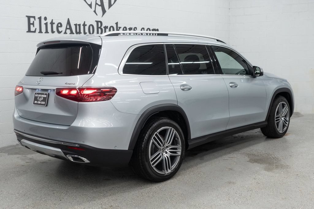 Used 2025 Mercedes-Benz GLS 450 4MATIC image 59