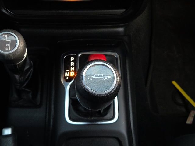 Used 2022 Jeep Gladiator Sport image 24