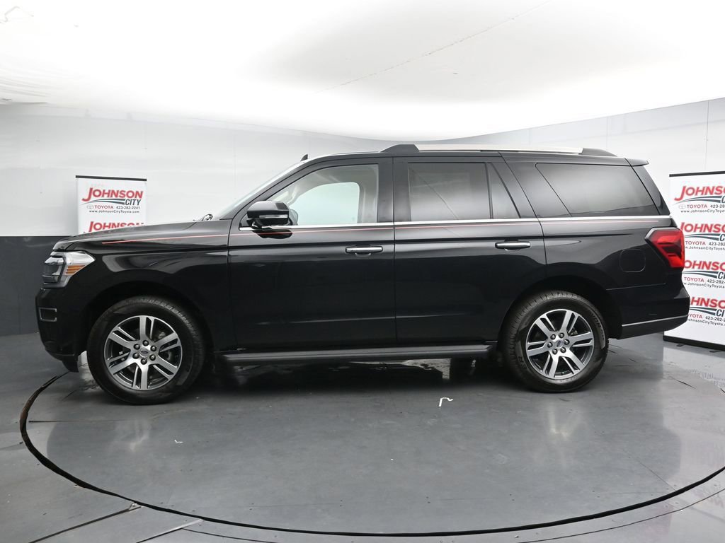 Used 2023 Ford Expedition Limited AWD/4WD image 5